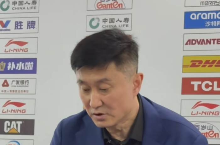 188金宝博体育官方网站-输福建发布会！杜锋与胡明轩直指没做好季后赛准备，肯定拉科表现|广东|广东男篮|福建男篮|崔永熙|徐杰_新浪体育_新浪新闻