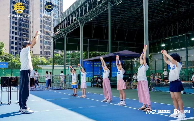 188金宝博体育-大湾区青少年网球培训广州黄埔站劳动节启营